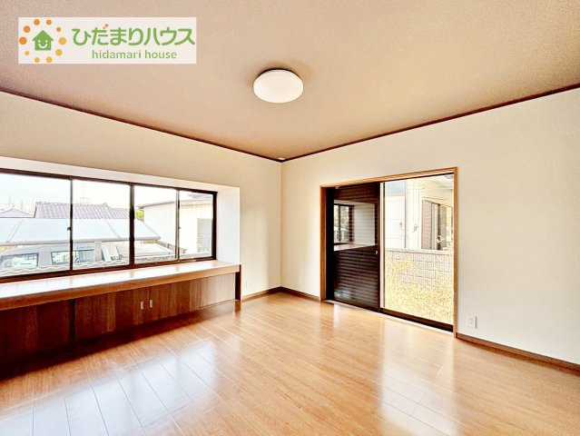 【洋室】 | 阿見町大字青宿　中古戸建 | 木の温もりがやさしいフローリング♪