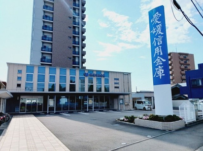【周辺】 | メルヘン・シュロスＡ | 愛媛信用金庫石井支店様まで1000m