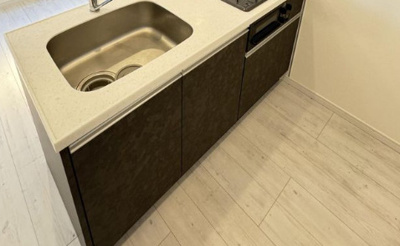 【キッチン】 | Cafe de La Paix Tokyo