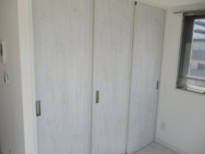 【収納】 | Cafe de La Paix Tokyo