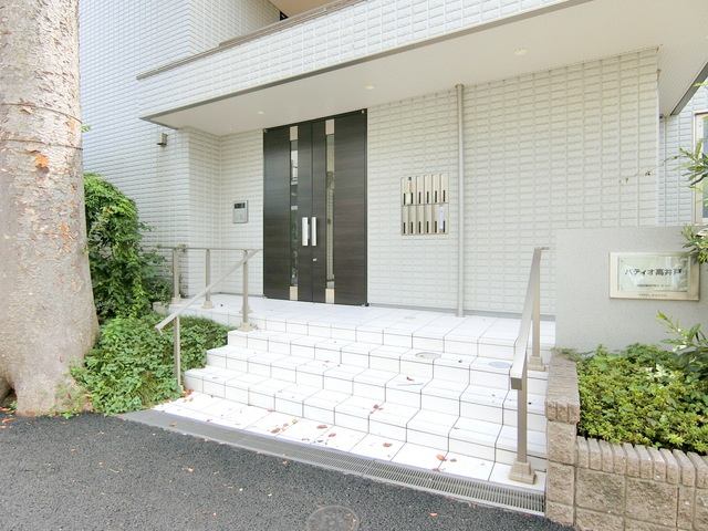 パティオ高井戸Ａのエントランス|★安心のオートロック★