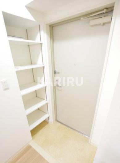 アリビオ都島の玄関