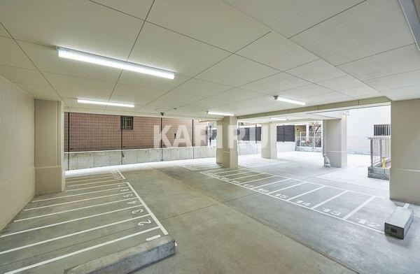 アリビオ都島の駐車場