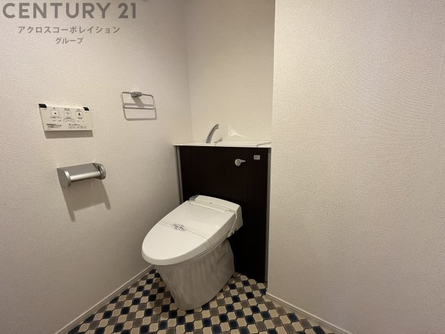 ウォシュレット付きのトイレです♪