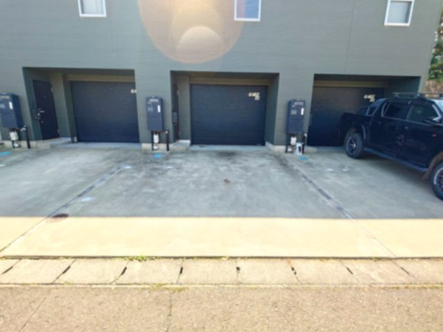 Ｇ-ＮＥＯの駐車場|前面1台付