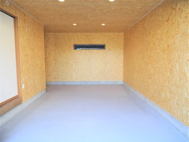 Ｇ-ＮＥＯの駐車場|ビルトイン駐車場