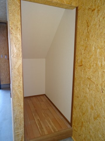 鹿嶋市大字下津のアパートの収納|ガレージ駐車場