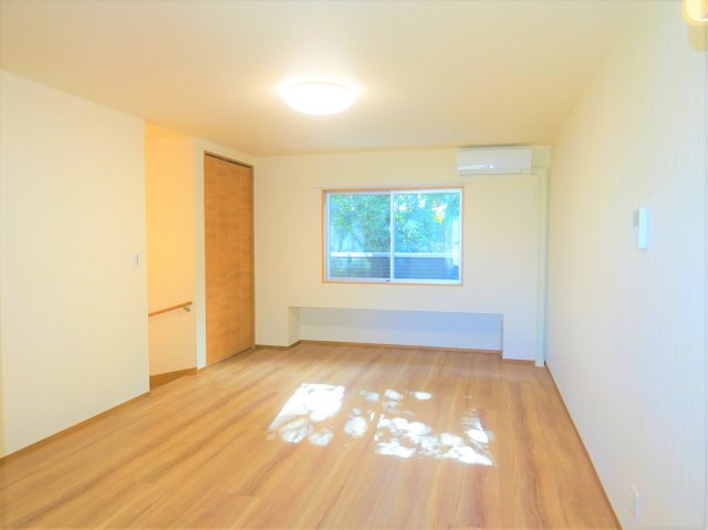 Ｇ-ＮＥＯの居間・リビング|洋室１３．６帖