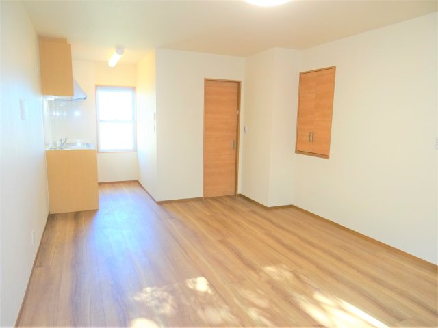 Ｇ-ＮＥＯの居間・リビング|洋室１３．６帖