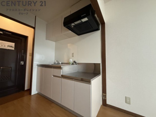 壁付けキッチンでスペースを有効活用できます！