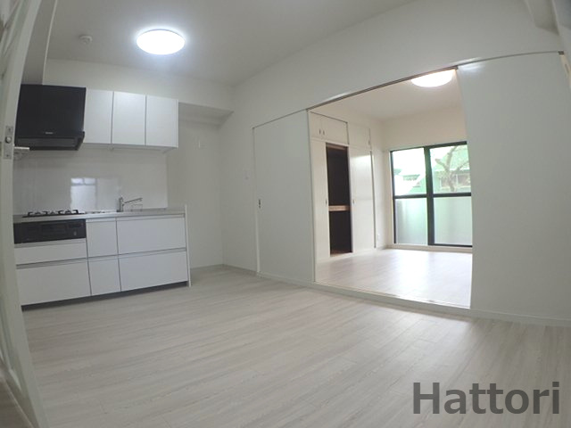 豊中服部アパートメントの居間・リビング