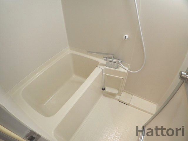 豊中服部アパートメントの浴室