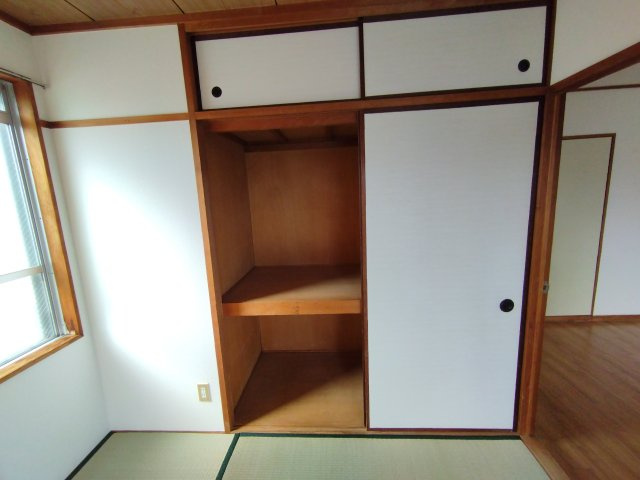 グリーンハイツ甲山の収納