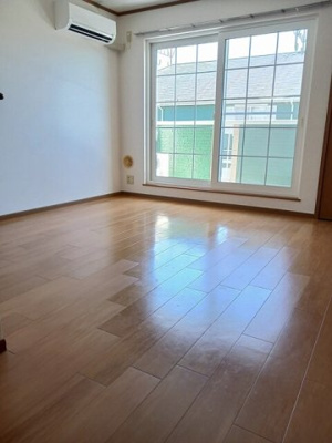 【居間・リビング】 | カーサエミネンスⅡ | ゆったりとしたリビングです