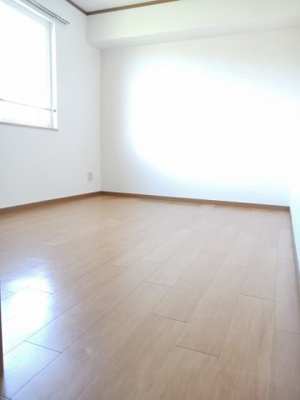 【内装】 | カーサエミネンスⅡ | 明るい室内です