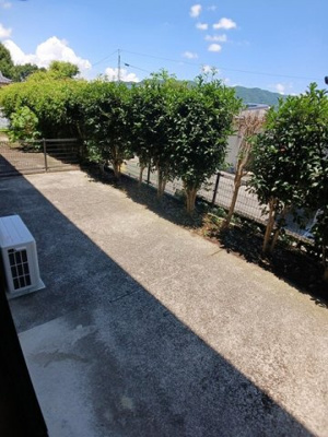 【庭】 | ヴィラエスポワール | お庭も活用できます