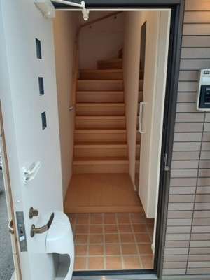 【玄関】 | ＨＯＵＳＥ・６ | 玄関です