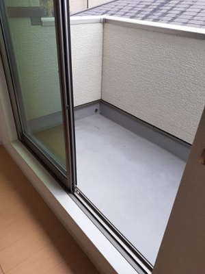 【バルコニー】 | ＨＯＵＳＥ・６ | 落ち着いた時間を過ごせるバルコニーです