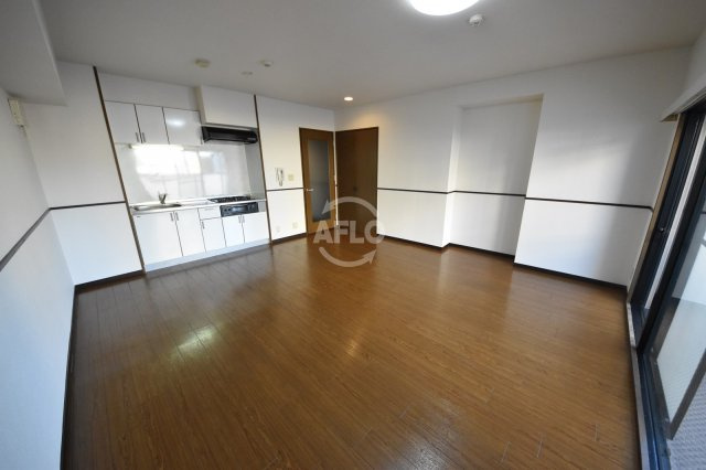 天神橋ハイムの居間・リビング|天神橋ハイム　リビング