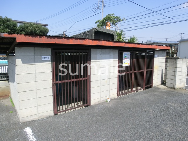 メゾン細田のその他共用部分|敷地内ゴミ置場です。