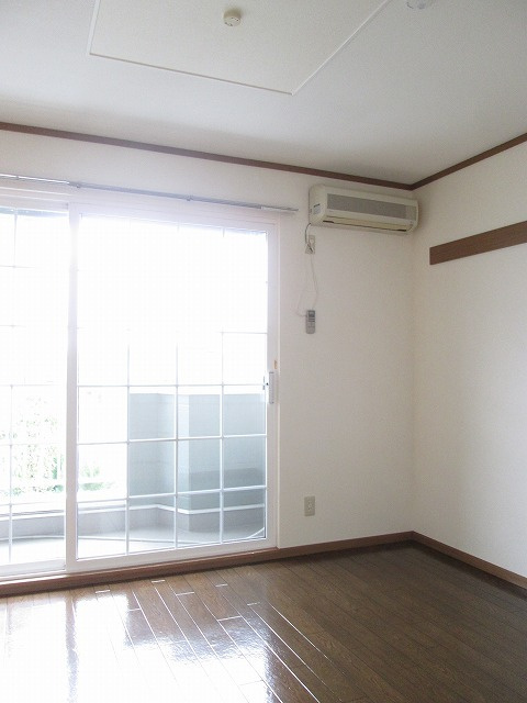 ヒルテラス　ウエストの居間・リビング|居室・リビング