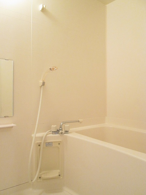 ヒルテラス　ウエストの浴室|バス