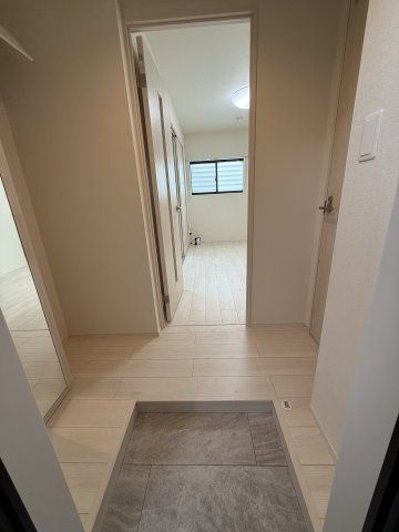 桜ハーモニーテラスの玄関