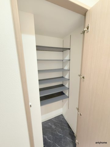 アスヴェル阿波座BLUE EARTH　仲介手数料無料の収納