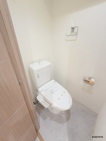 アスヴェル阿波座BLUE EARTH　仲介手数料無料のトイレ