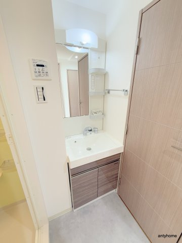 アスヴェル阿波座BLUE EARTH　仲介手数料無料の洗面所