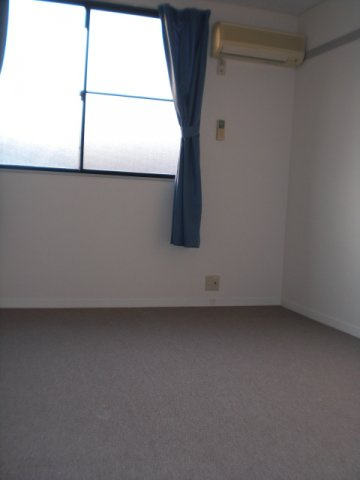 【居間・リビング】 | レオパレスソレイユ | 画像6