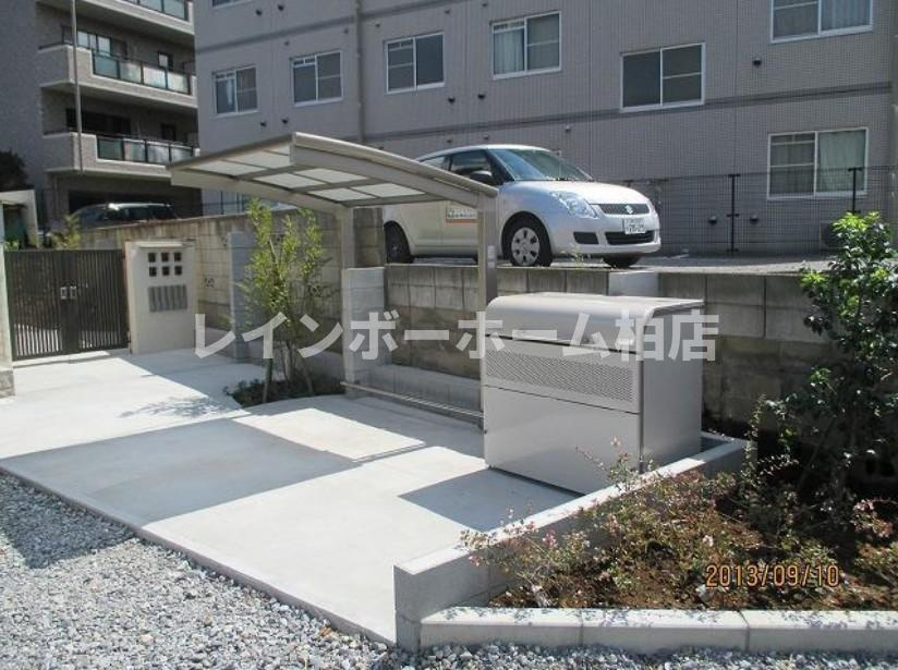 担当エリアのルームアドバイザーが直接対応いたしますのその他共用部分|駐輪場・ゴミ置き場です