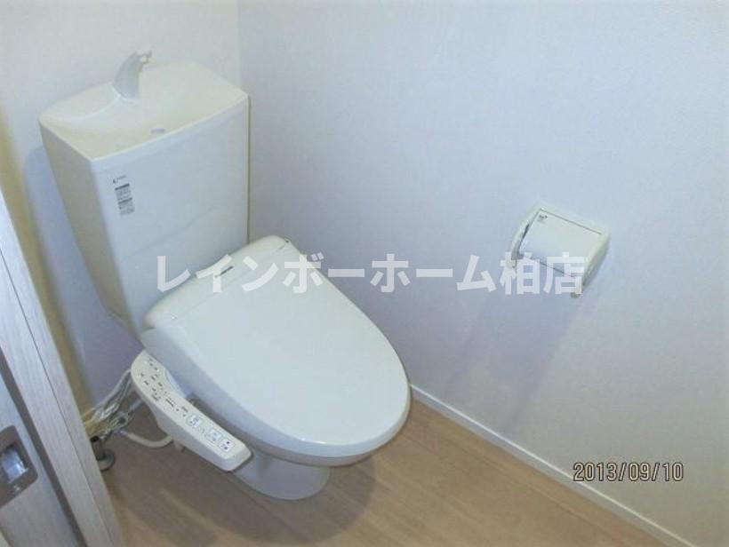担当エリアのルームアドバイザーが直接対応いたしますのトイレ|ゆったりとした空間のトイレです