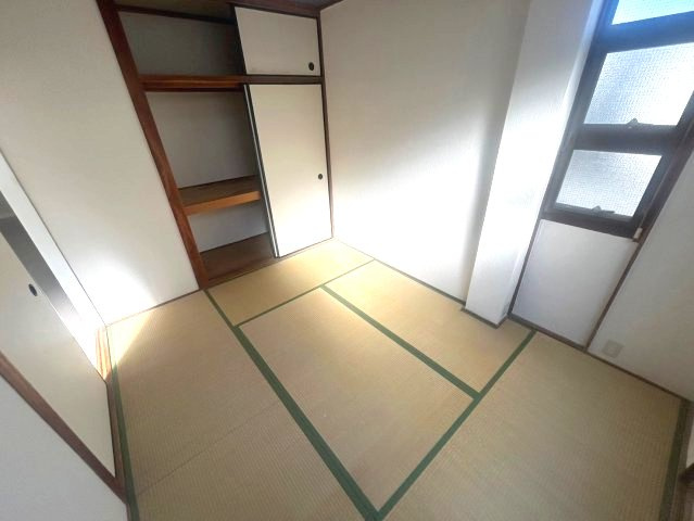 芦屋第一コーポラスの居間・リビング