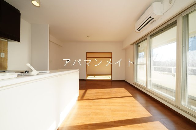 【居間・リビング】 | ハイツ東戸塚ⅡＢ号棟 | 戸塚周辺ならアパマンメイトへＬｅｔｓ Ｇｏ ！