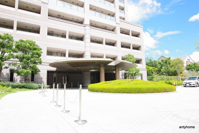 OAPレジデンスタワー東館　仲介手数料無料のエントランス