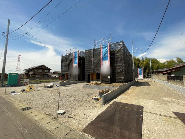 新築戸建・新築建売　太田市新田上江田町第1　綿打小学校・綿打中学校の駐車場