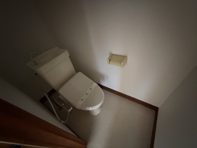  | ビラ―ジュハットリ　