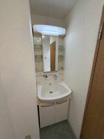 THECITY弁天町の洗面所