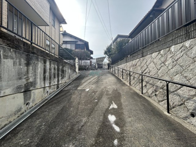 【前面道路含む現地写真】 | 本宮2丁目
