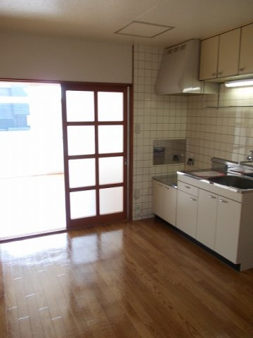 シティハイツイトウの居間・リビング