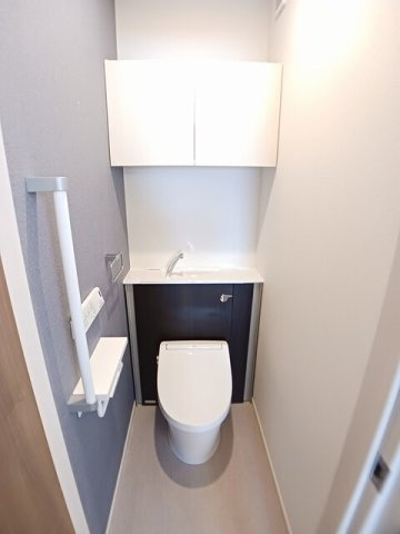 サク・ラ　ワンのトイレ|ゆったりとした空間のトイレです