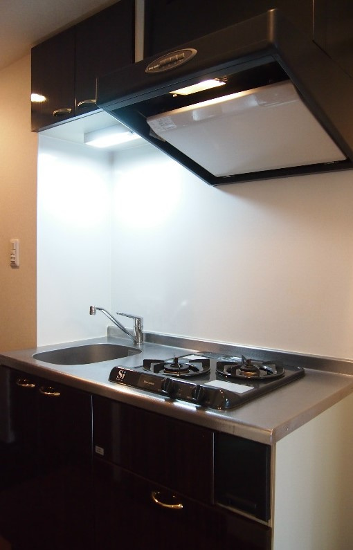 ルーブル中野新橋参番館のキッチン|お料理しやすいキッチンです