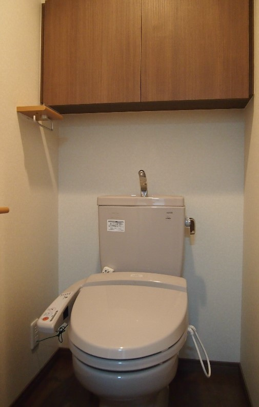 ルーブル中野新橋参番館のトイレ|コンパクトで使いやすいトイレです