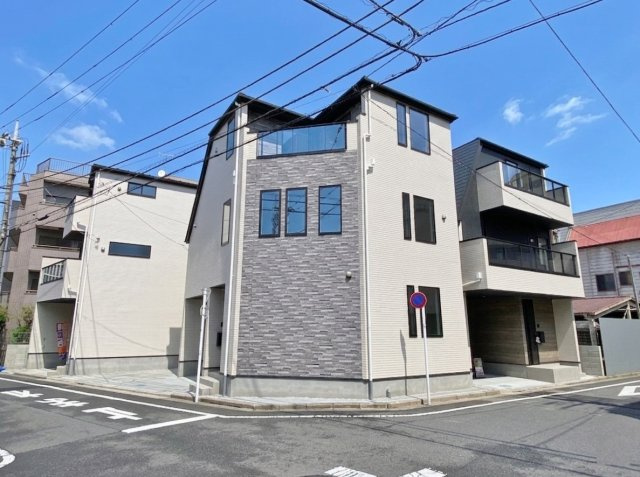 板橋区上板橋2丁目 全4棟 1号棟の前面道路含む現地写真|東武東上線「上板橋」駅徒歩7分の好立地
建物ご見学いただけます
是非現地にて実際にご見学ください♪