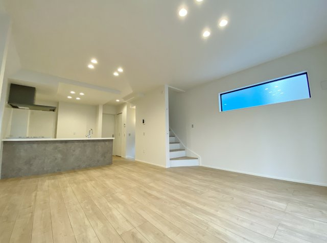 板橋区上板橋2丁目 全4棟 1号棟の前面道路含む現地写真|南西6ｍ×北西6ｍ公道に面する開放的な立地に誕生します
是非現地にて陽当たりや周辺環境等をご確認ください