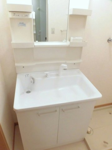 ドルフ・サンフラワー　Ⅲの洗面所