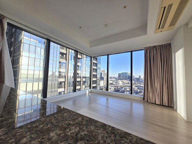 大崎ウエストシティタワーズW棟のその他|アトリウムプラザ