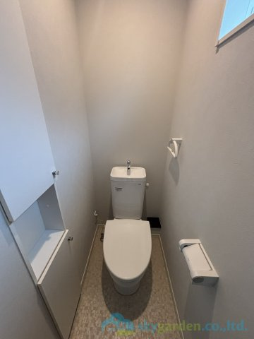 平塚市田村　中古戸建のトイレ