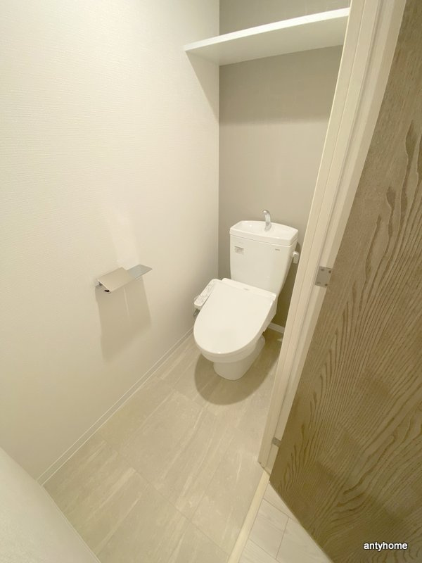 エスリードレジデンス本町パークフロント　仲介手数料無料のトイレ